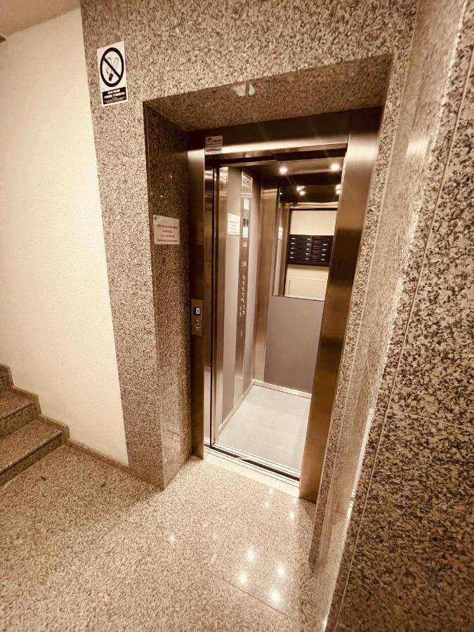 Apartamenty Ktw Kosciuszki 41 - Sky & Design Katowice Bagian luar foto